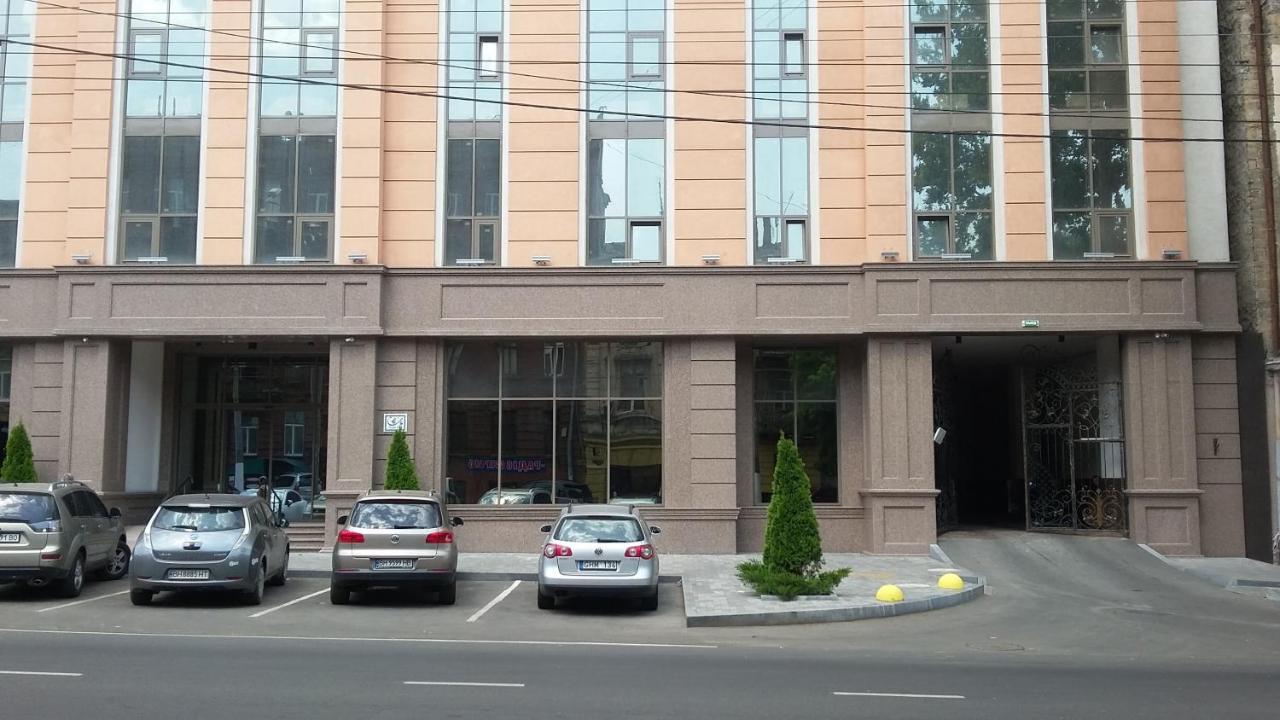 Apartment On Velyka Arnauts'Ka Str Odessa Dış mekan fotoğraf